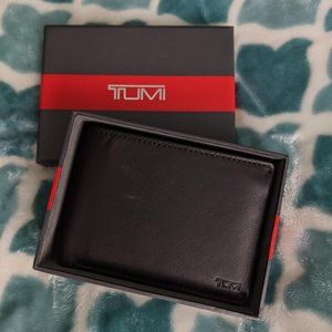 Tumi 'Chambers' Double Billfold Leather Wallet